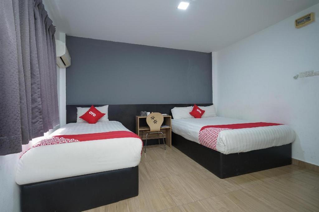 Oyo 90106 Sindbad Hotel Куала-Лумпур Екстер'єр фото